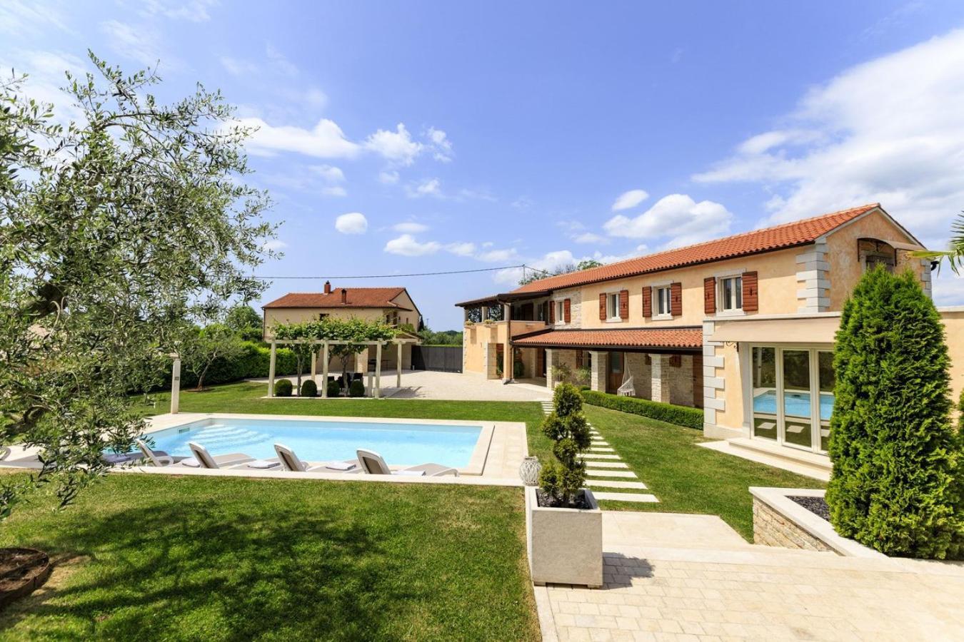 Villa Viscum In Central Istria For 8 Persons With Large Garden - Pet Friendly Pazin Dış mekan fotoğraf